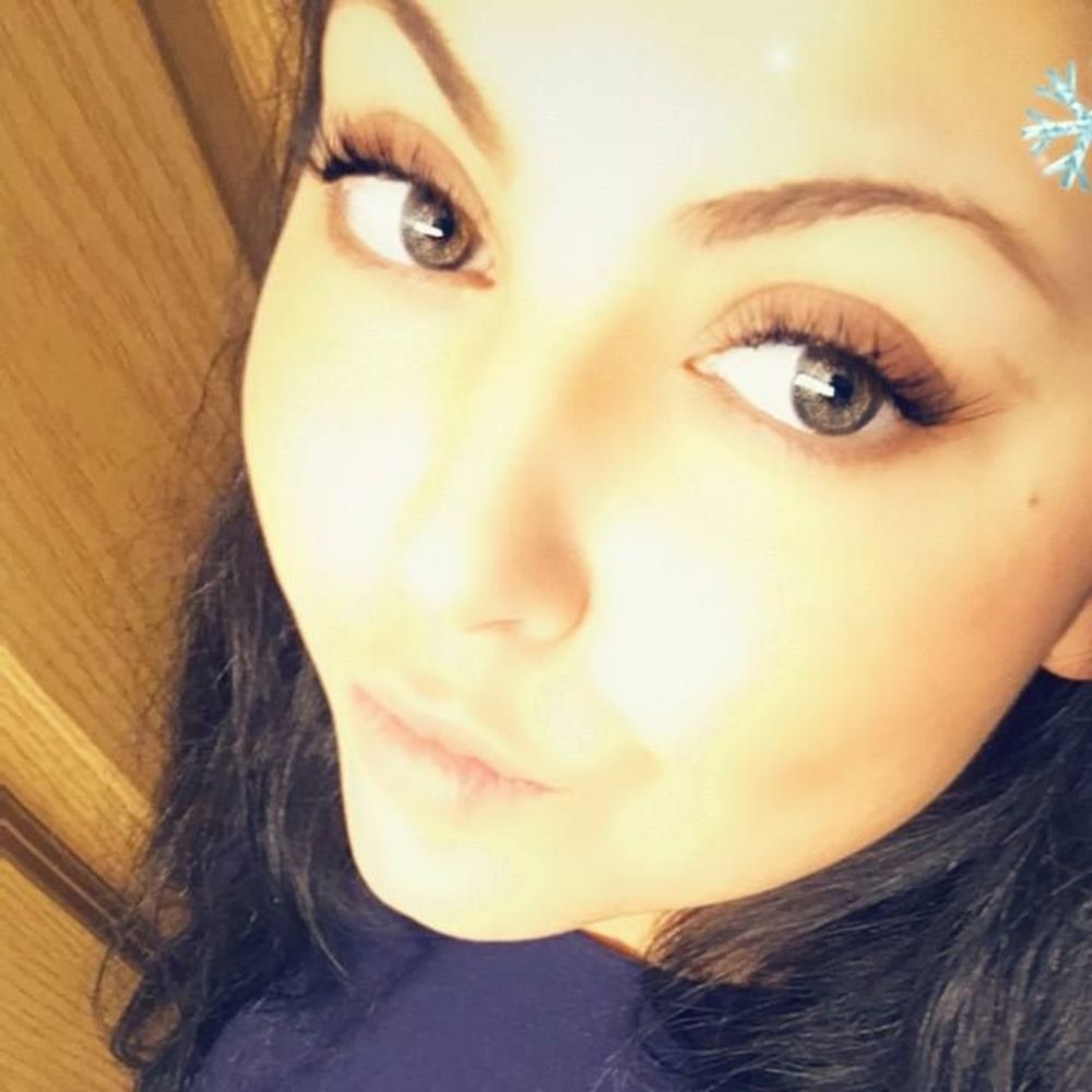 Meet your Posher, Brittney